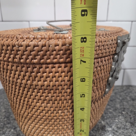 Woven Rattan Jewelry or Trinket Box with Metal Lock - Brown - Picture 5 of 9